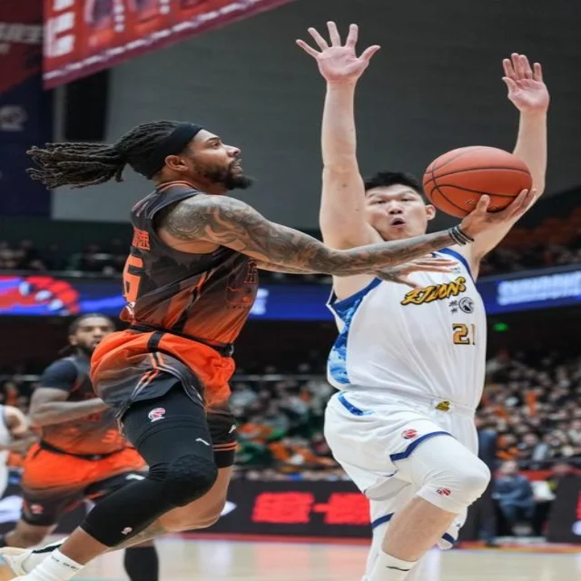 唐钱婷再创辉煌破纪录，刷新中国泳坛巅峰成绩 | CROWN SPORTS